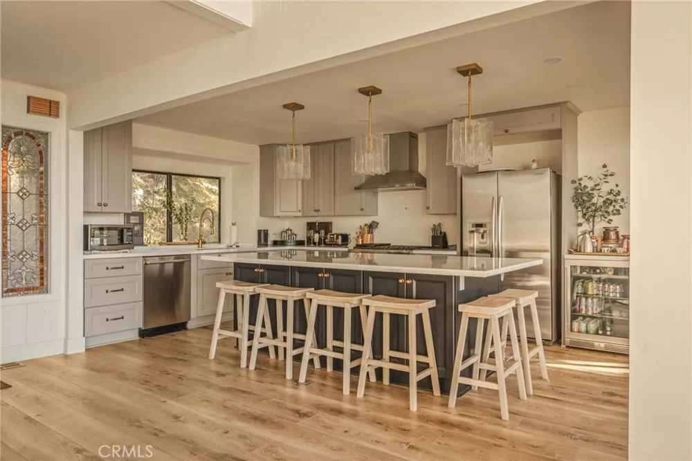 201 Grizzly Lake Arrowhead, CA 92352