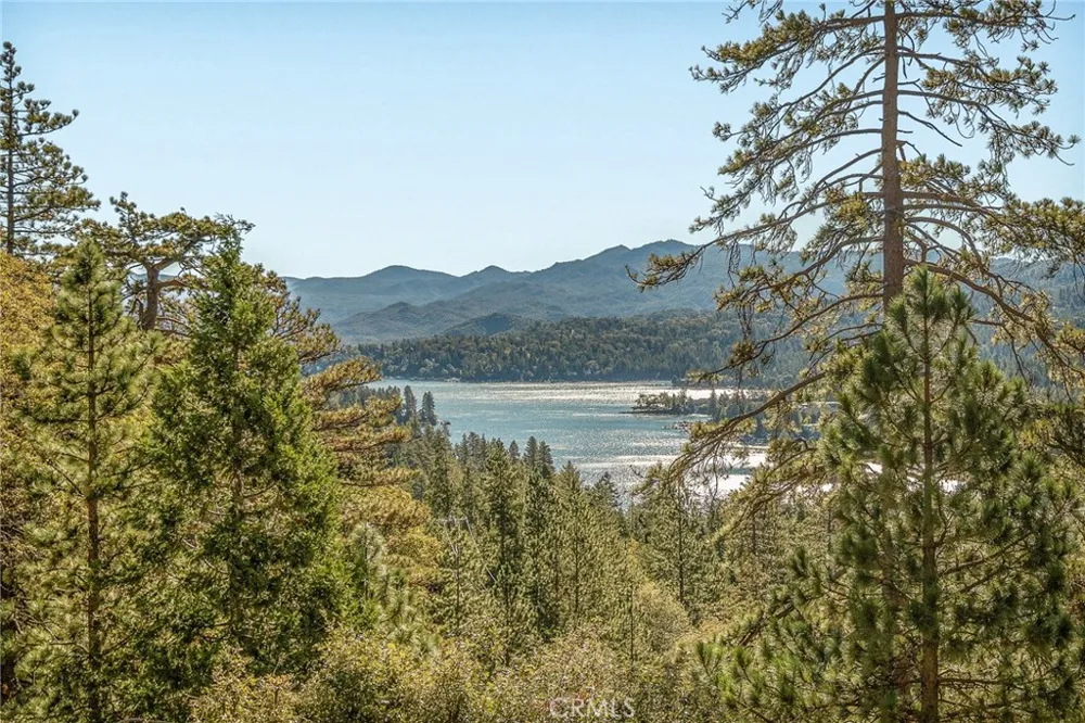 201 Grizzly Lake Arrowhead, CA 92352