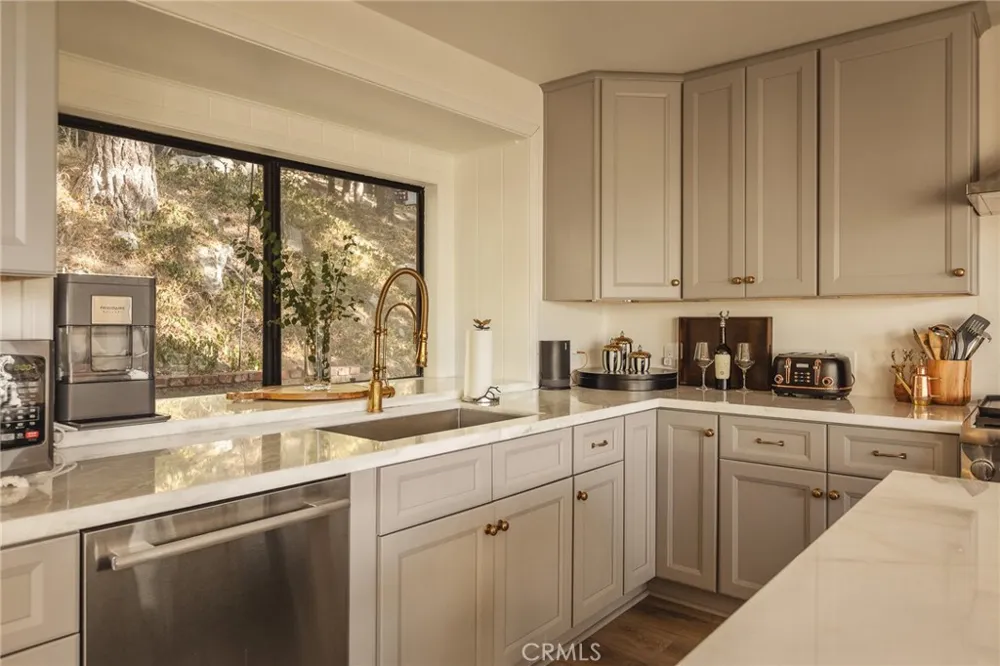 201 Grizzly Lake Arrowhead, CA 92352