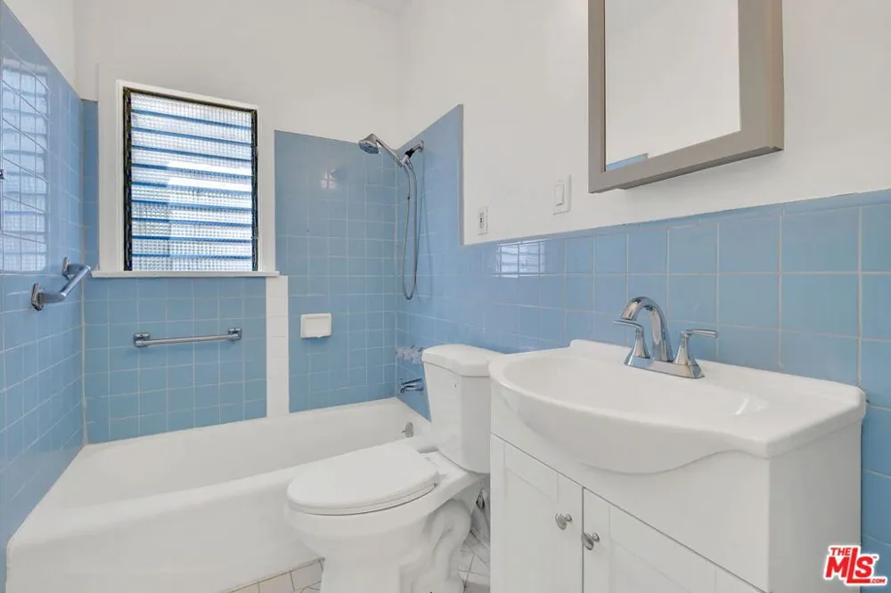 2757 S Mansfield Avenue Los Angeles, CA 90016