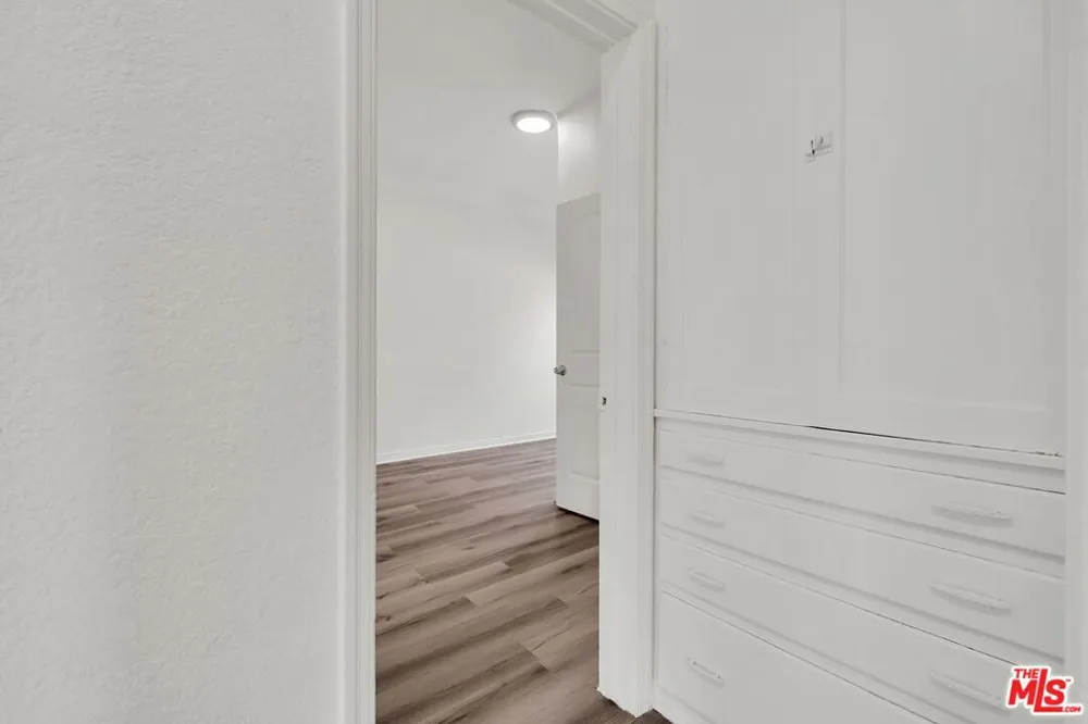 2757 S Mansfield Avenue Los Angeles, CA 90016