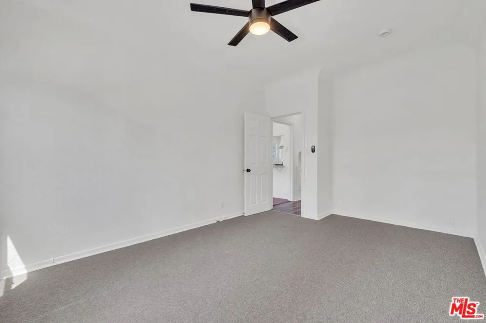 2757 S Mansfield Avenue Los Angeles, CA 90016