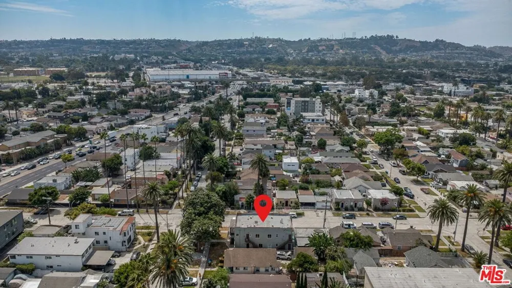 2757 S Mansfield Avenue Los Angeles, CA 90016