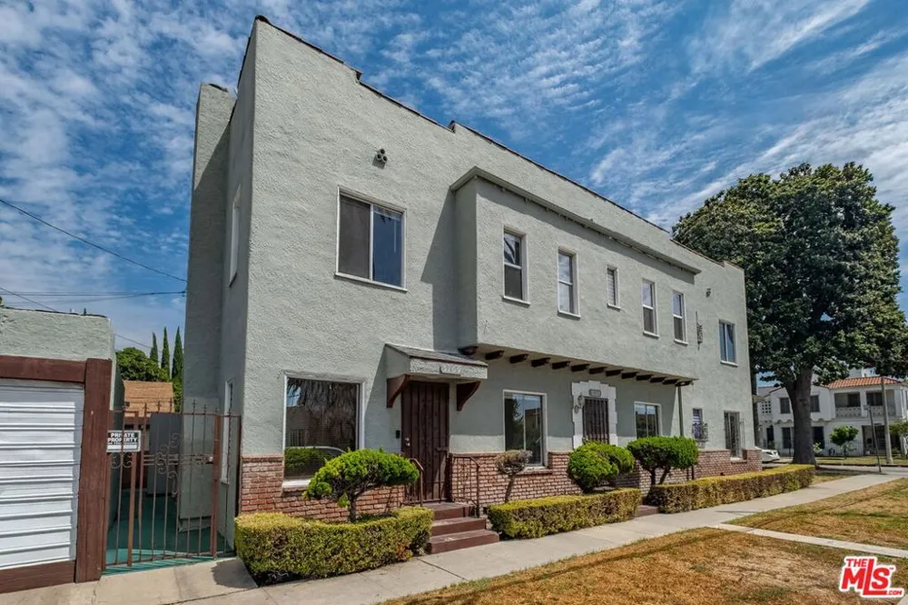 2757 S Mansfield Avenue Los Angeles, CA 90016