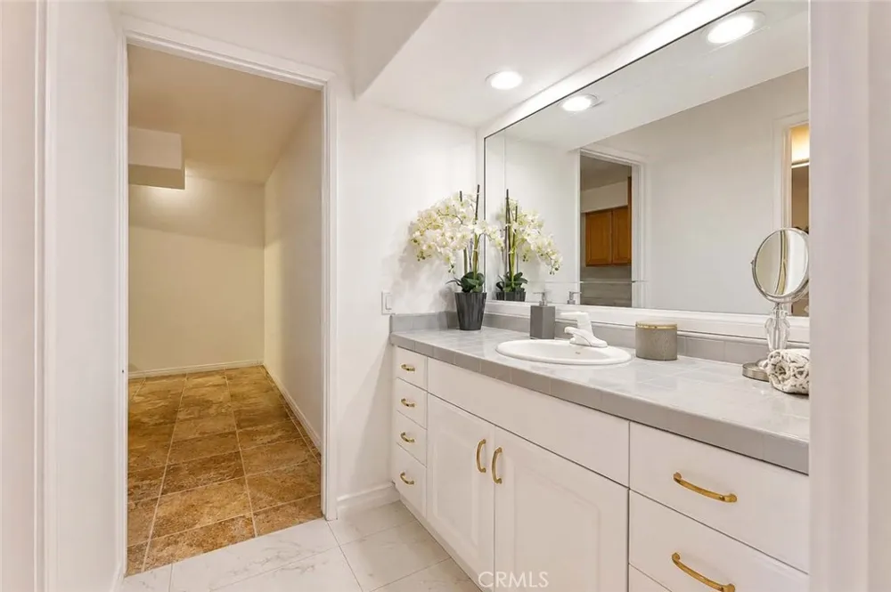 11031 Meads Orange, CA 92869