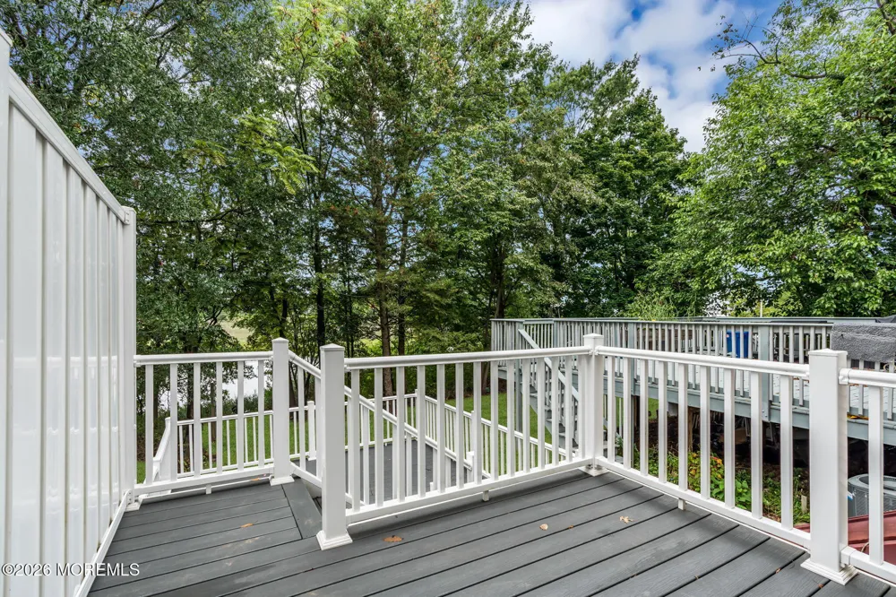 9 Gull Way Keyport, NJ 07735