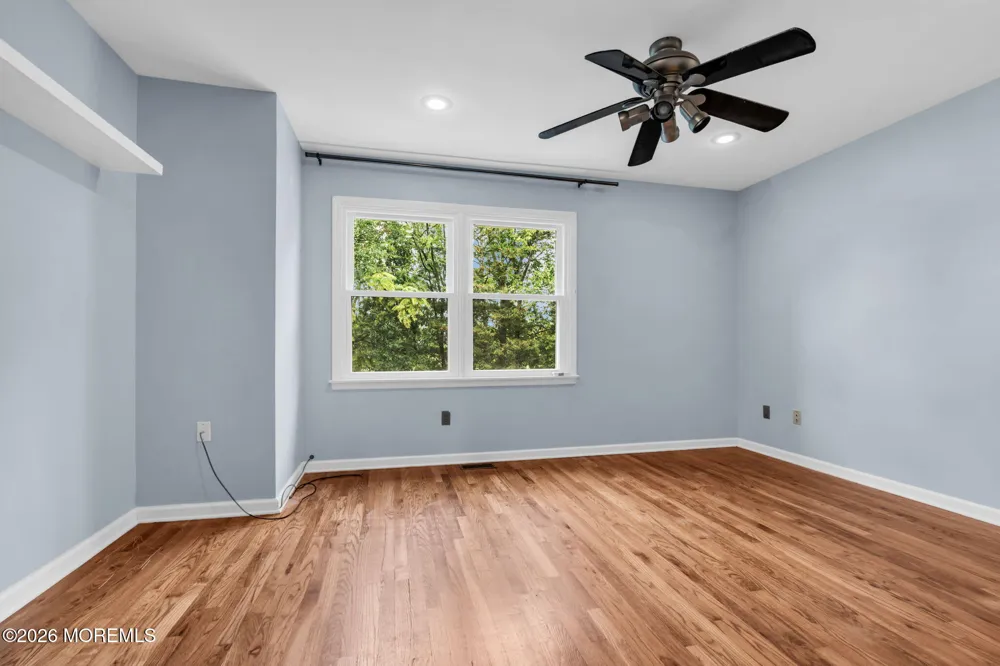 9 Gull Way Keyport, NJ 07735