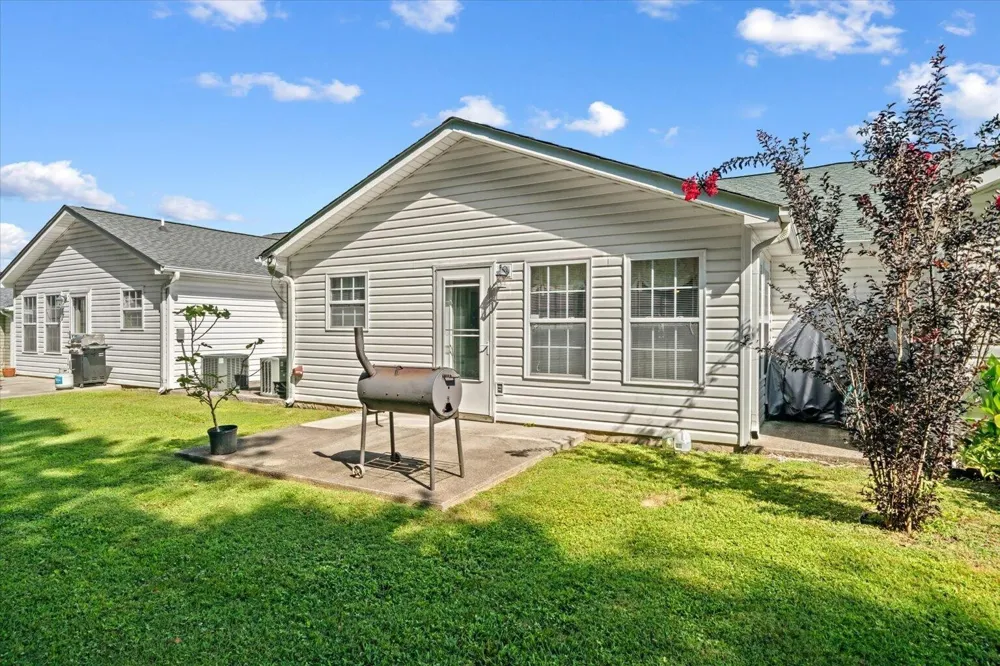 72 Limestone Dr Rossville, GA 30741