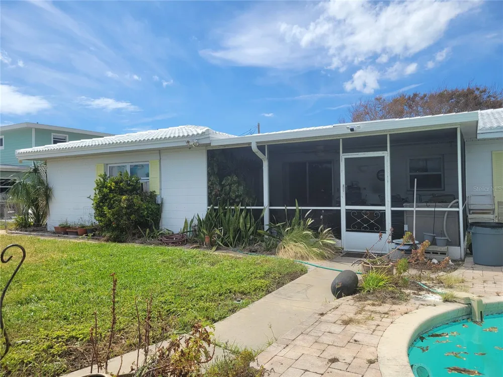 15318 HARBOR DRIVE Madeira Beach, FL 33708