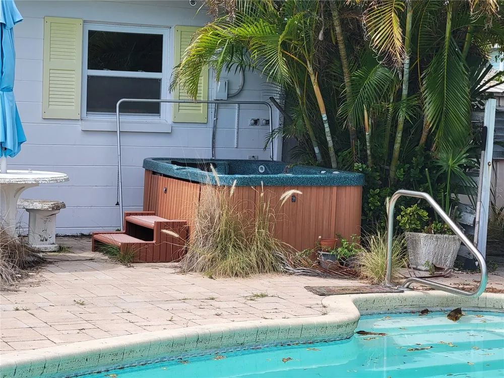 15318 HARBOR DRIVE Madeira Beach, FL 33708