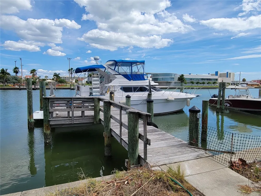 15318 HARBOR DRIVE Madeira Beach, FL 33708