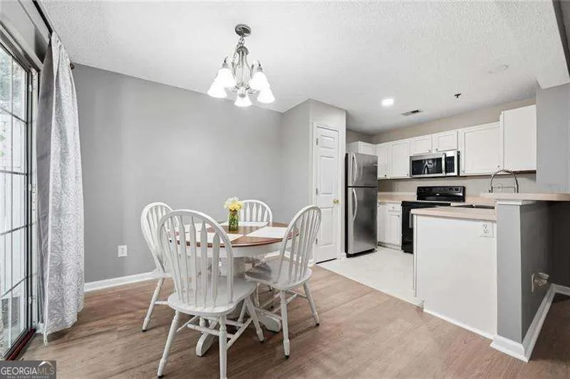 330 Cottonwood Creek CIR Canton, GA 30114