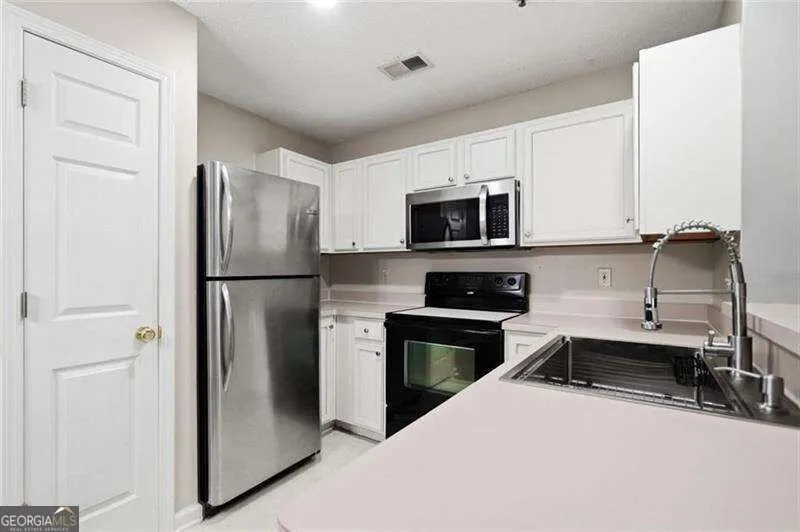 330 Cottonwood Creek CIR Canton, GA 30114