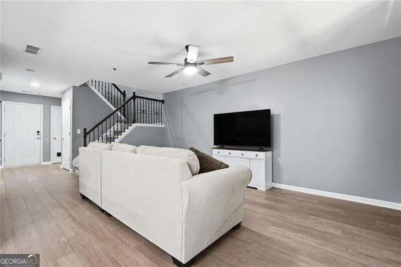 330 Cottonwood Creek CIR Canton, GA 30114
