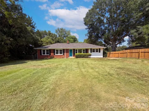 2154 Rosewood Drive