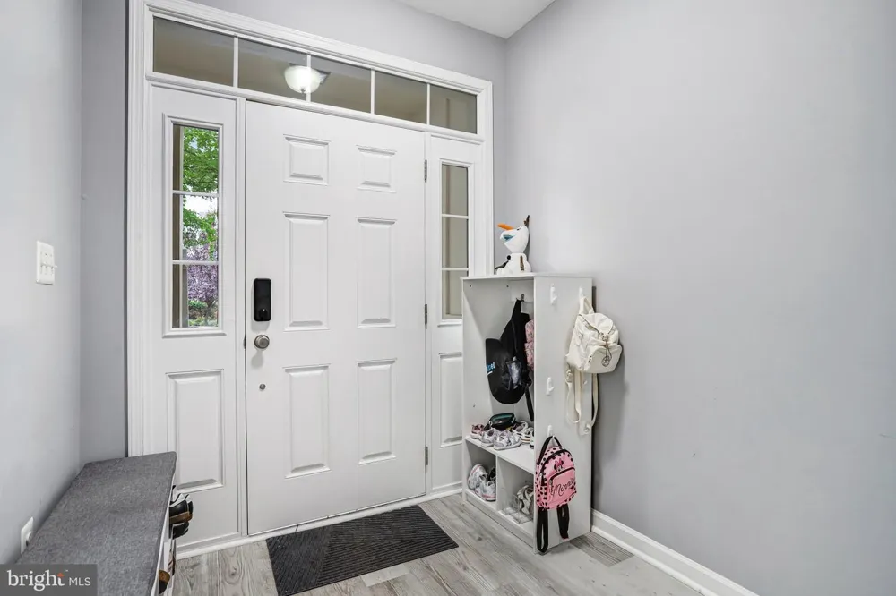 22630 CAMBRIDGEPORT SQUARE Ashburn, VA 20148