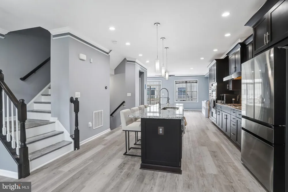 22630 CAMBRIDGEPORT SQUARE Ashburn, VA 20148