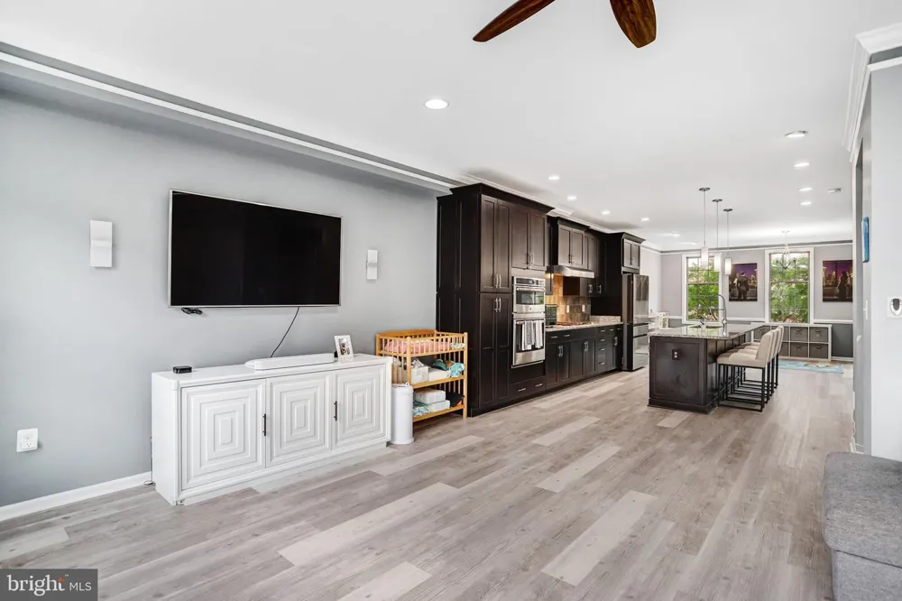22630 CAMBRIDGEPORT SQUARE Ashburn, VA 20148