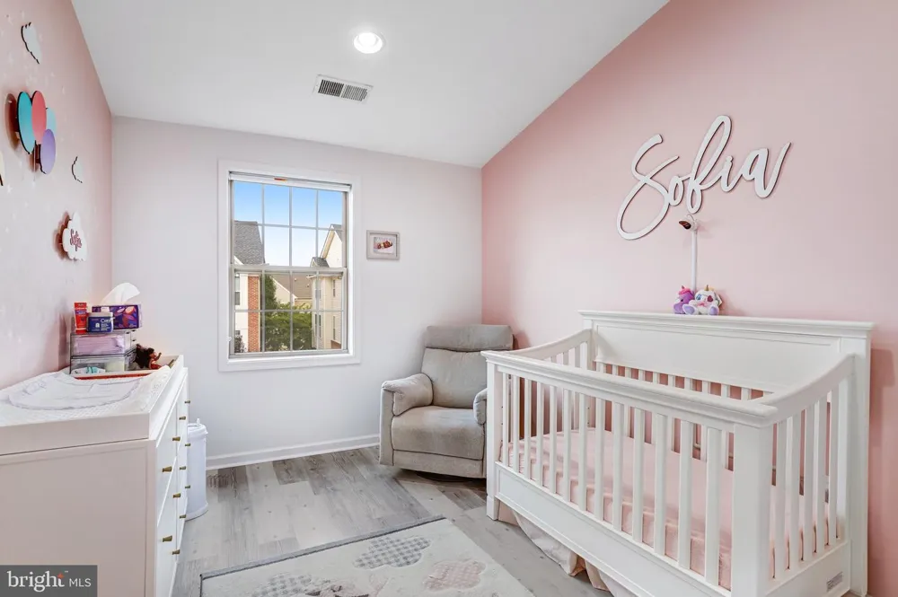 22630 CAMBRIDGEPORT SQUARE Ashburn, VA 20148