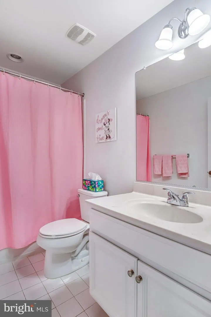 22630 CAMBRIDGEPORT SQUARE Ashburn, VA 20148