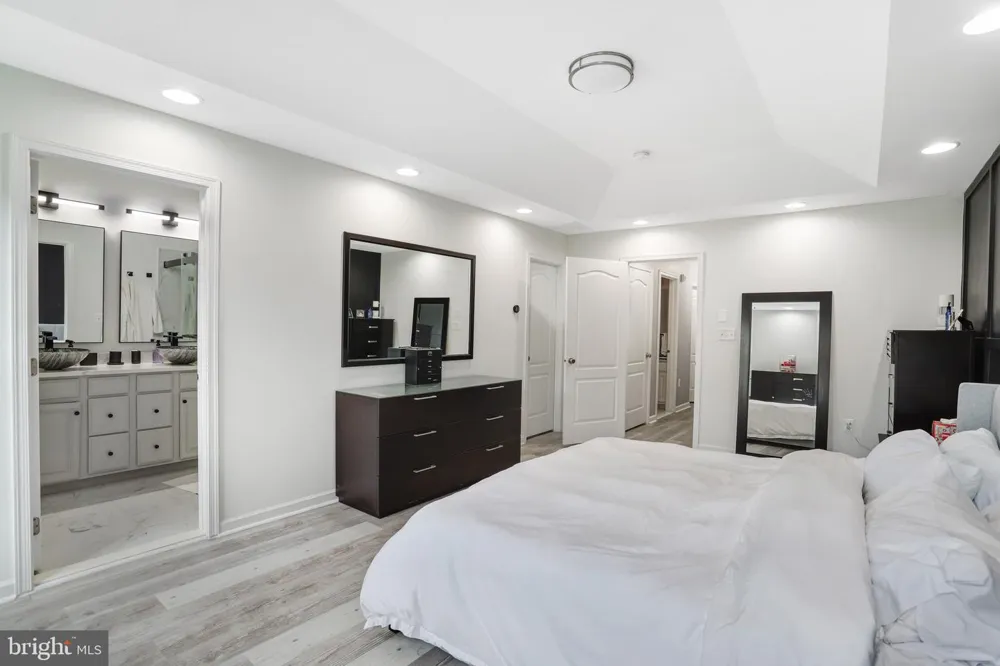 22630 CAMBRIDGEPORT SQUARE Ashburn, VA 20148