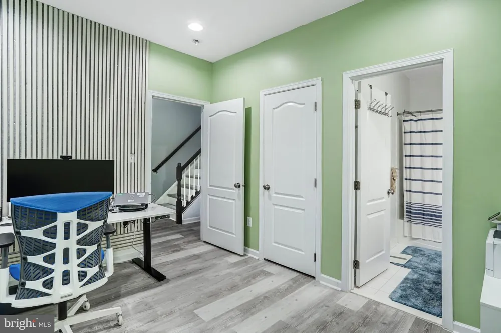 22630 CAMBRIDGEPORT SQUARE Ashburn, VA 20148