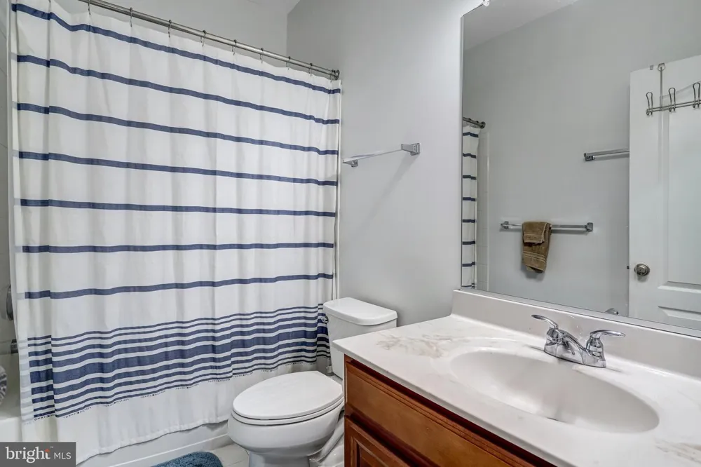 22630 CAMBRIDGEPORT SQUARE Ashburn, VA 20148