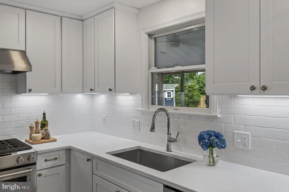 5 BRISTOL CIRCLE Annapolis, MD 21401
