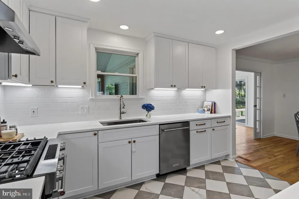 5 BRISTOL CIRCLE Annapolis, MD 21401