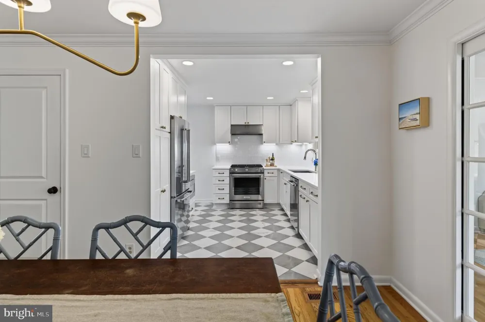 5 BRISTOL CIRCLE Annapolis, MD 21401