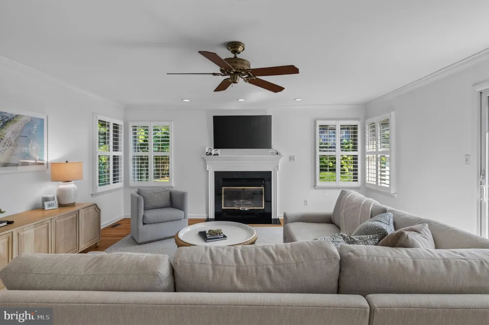 5 BRISTOL CIRCLE Annapolis, MD 21401