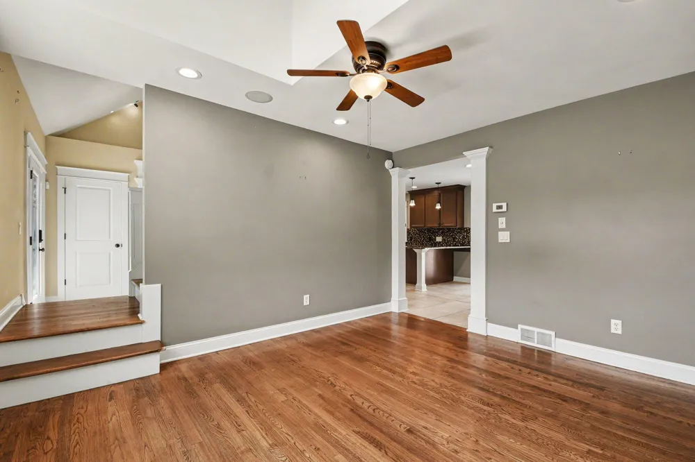 4994 Bluff Drive NE Grand Rapids, MI 49525
