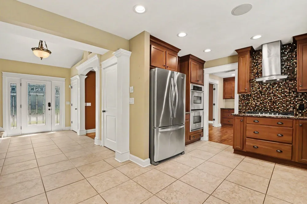 4994 Bluff Drive NE Grand Rapids, MI 49525