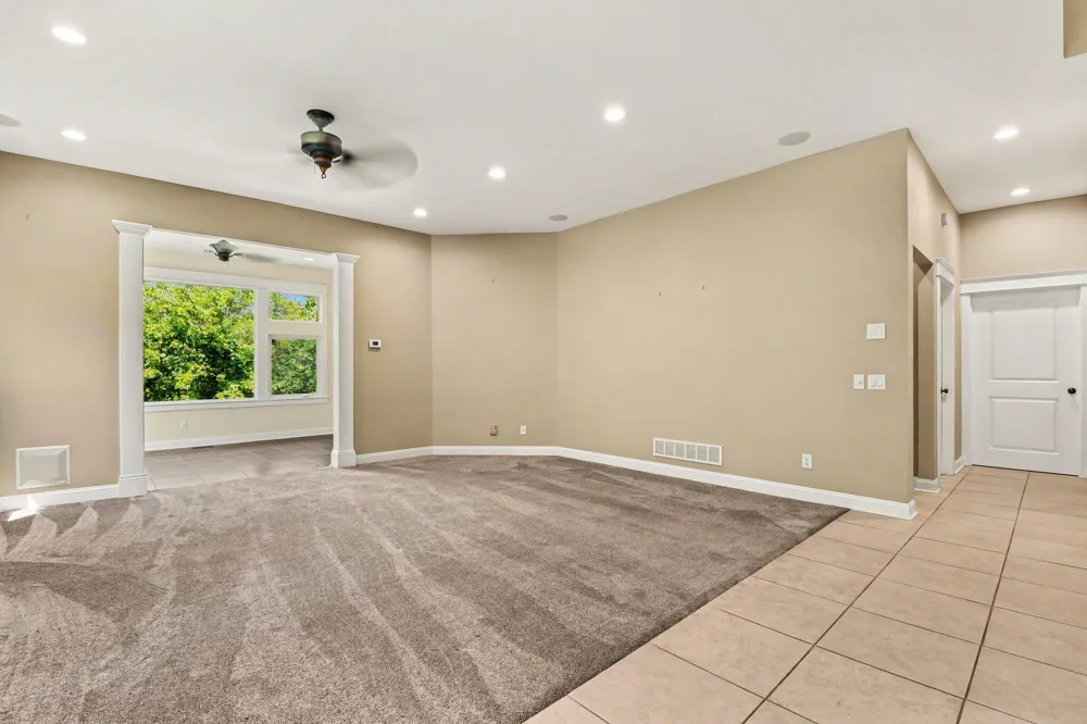 4994 Bluff Drive NE Grand Rapids, MI 49525