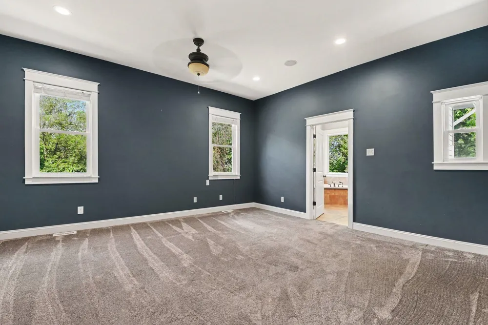 4994 Bluff Drive NE Grand Rapids, MI 49525