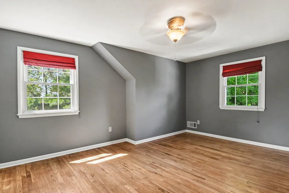 4994 Bluff Drive NE Grand Rapids, MI 49525