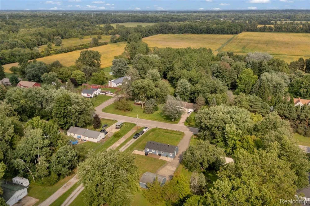 13065 Neff Road Vienna Charter Township, MI 48420
