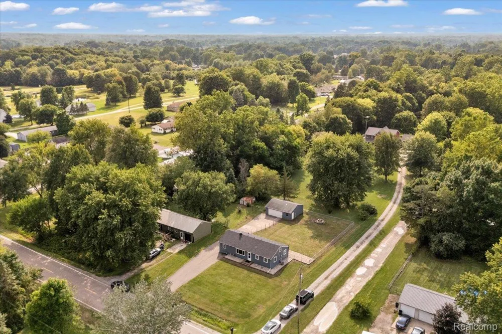 13065 Neff Road Vienna Charter Township, MI 48420
