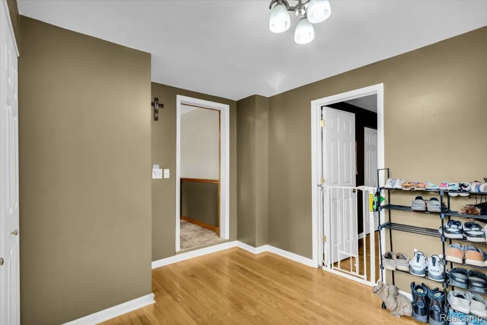 13065 Neff Road Vienna Charter Township, MI 48420