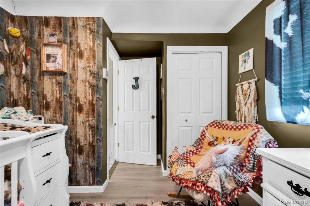 13065 Neff Road Vienna Charter Township, MI 48420