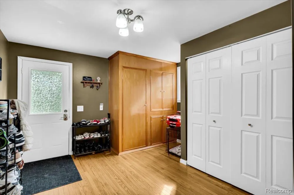 13065 Neff Road Vienna Charter Township, MI 48420