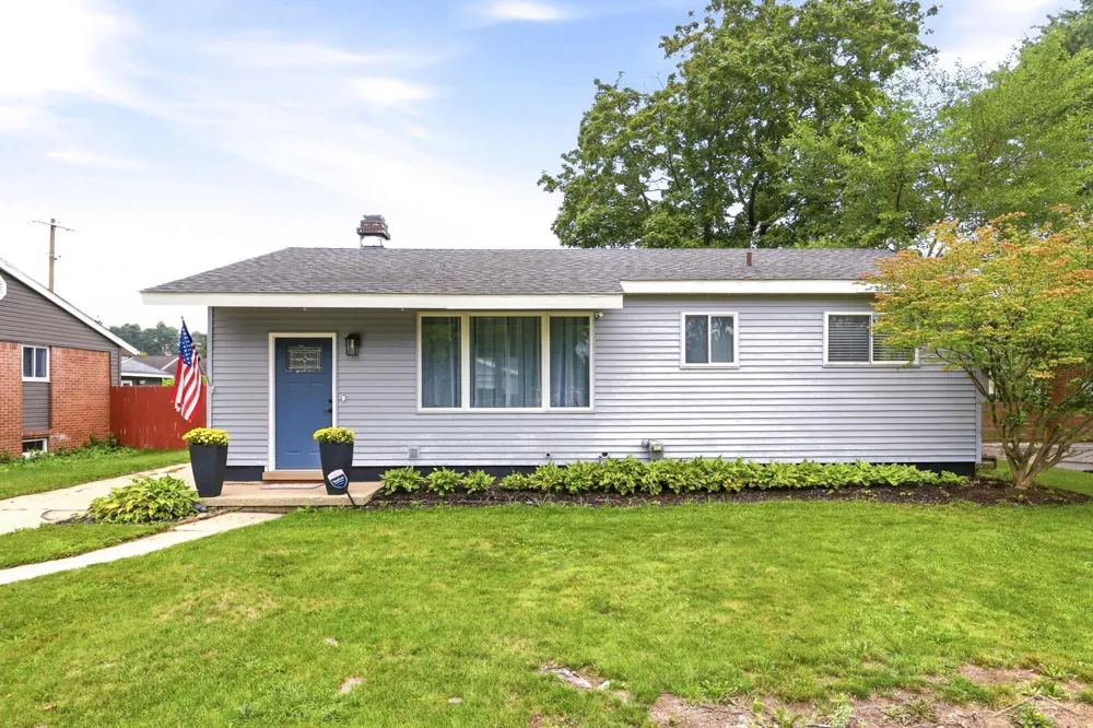 1414 Clay Street Midland City, MI 48642