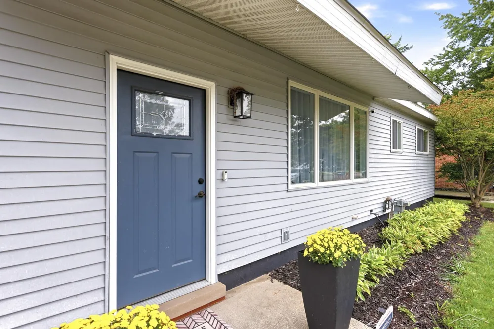 1414 Clay Street Midland City, MI 48642