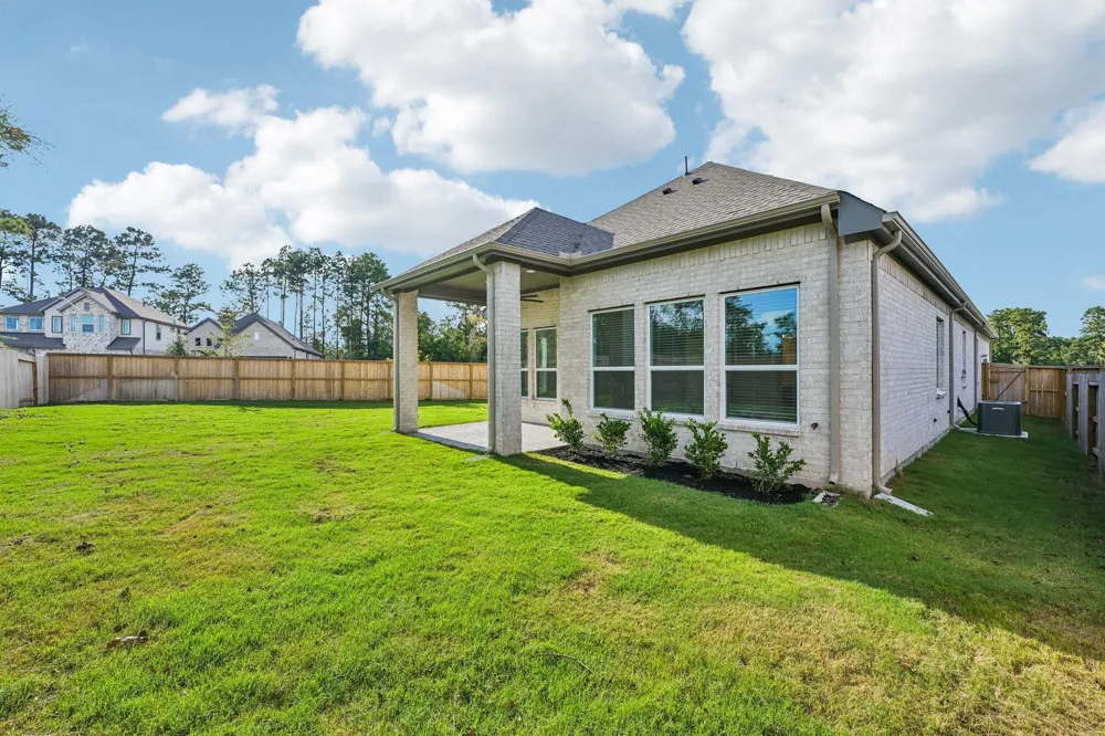 12802 Meadow Wind Way Conroe, TX 77302