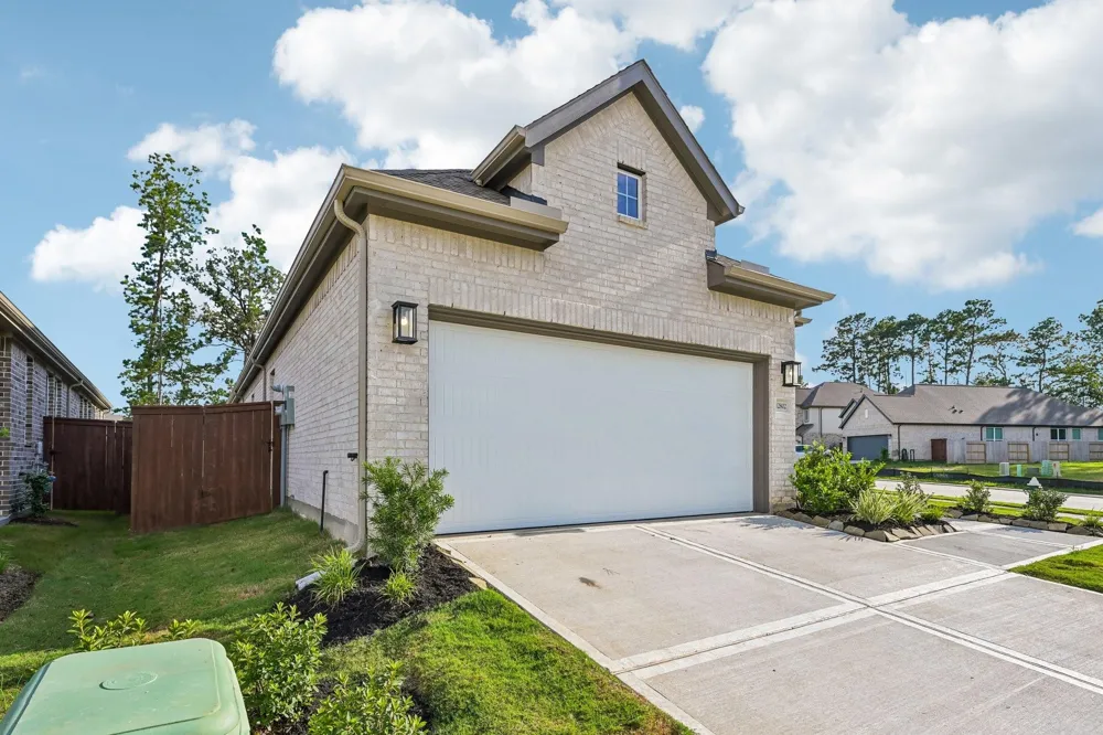 12802 Meadow Wind Way Conroe, TX 77302