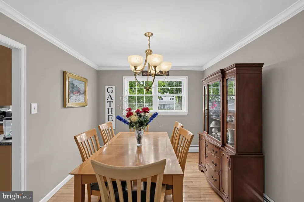 462 CYNTHIA AVENUE Langhorne, PA 19047