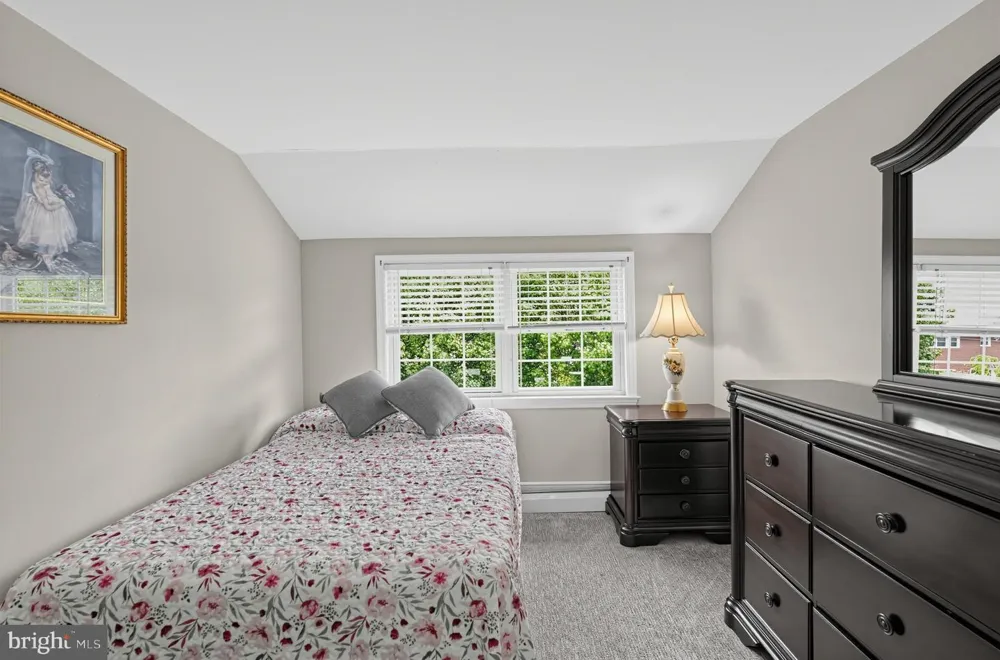 462 CYNTHIA AVENUE Langhorne, PA 19047