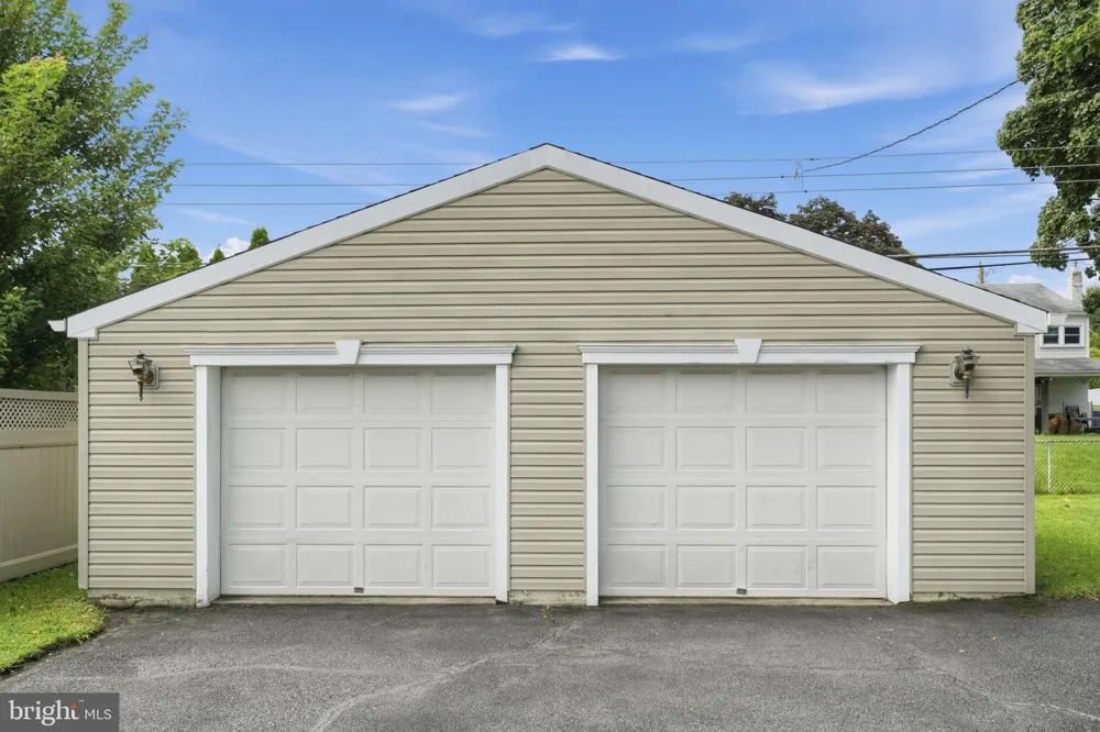 462 CYNTHIA AVENUE Langhorne, PA 19047
