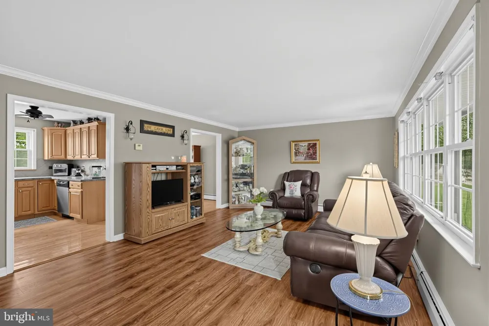 462 CYNTHIA AVENUE Langhorne, PA 19047