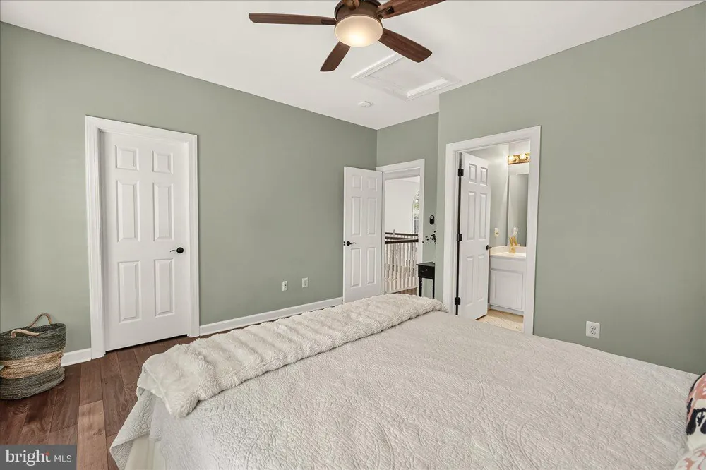 11204 YARDLEY PLACE E Ijamsville, MD 21754